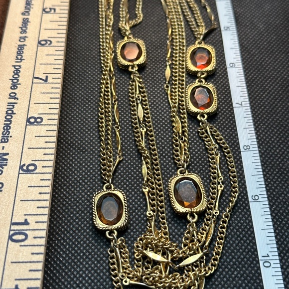 Vintage, Sarah Coventry, Golden embers, three strand, gold tone, chain, stunning - Picture 14 of 14